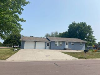 Foreclosed Home - 503 W FIR ST, 57366