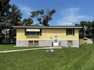 Foreclosed Home - 705 S 14TH ST, 57401