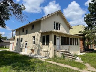 Foreclosed Home - 601 N 1ST ST, 57401