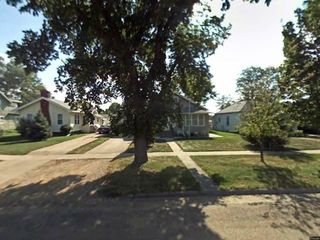 Foreclosed Home - 117 W 12TH AVE, 57469