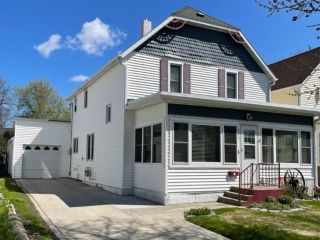 Foreclosed Home - 307 7TH ST NE, 58301