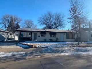 Foreclosed Home - 1405 S Main St, 58701