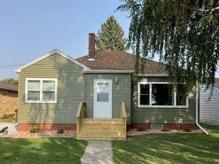 Foreclosed Home - 203 1ST ST SW, 58788