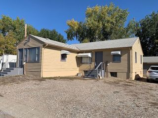 Foreclosed Home - 4224 2ND AVE W, 58801