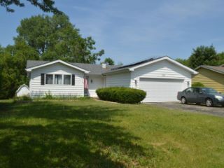 Foreclosed Home - 150 LAKEWOOD DR, 60002