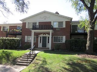 Foreclosed Home - 101 N LINCOLN LN APT 2A, 60004