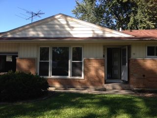 Foreclosed Home - 520 WILLOW LN, 60007