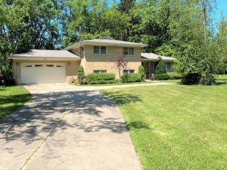 Foreclosed Home - 114 GROVE LN, 60010
