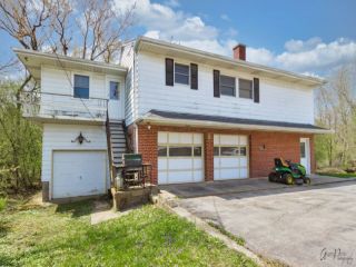 Foreclosed Home - 20969 N EXMOOR AVE, 60010