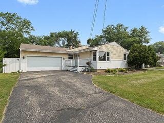 Foreclosed Home - 116 FRANKE AVE, 60013