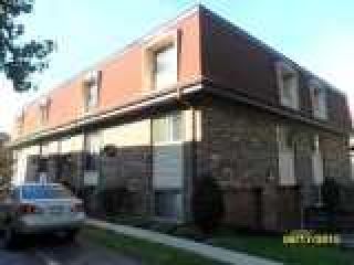 Foreclosed Home - 1227 E WASHINGTON ST APT 101B, 60016