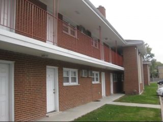 Foreclosed Home - 1111 HOLIDAY LN APT 9, 60016
