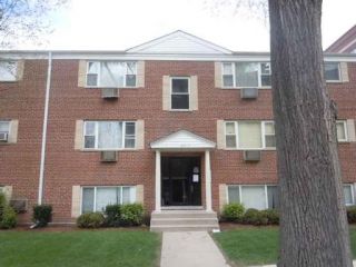 Foreclosed Home - 1312 PERRY ST APT B, 60016