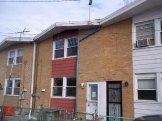 Foreclosed Home - 2131 ASH ST APT G, 60018