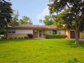 Foreclosed Home - 1503 HUNTINGTON DR, 60025