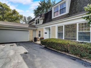 Foreclosed Home - 2503 PEBBLEFORD LN, 60026