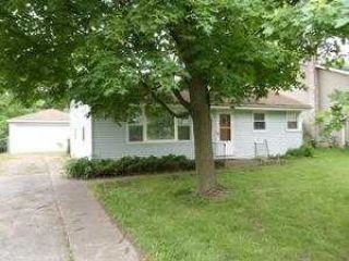 Foreclosed Home - 17983 W GAGES LAKE RD, 60030