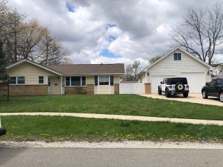 Foreclosed Home - 644 PIERCE CT, 60030