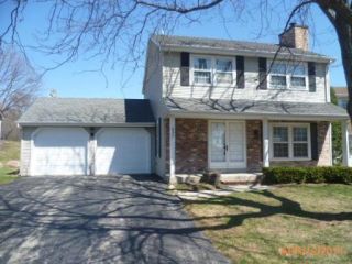 Foreclosed Home - 637 STEWART CT, 60031