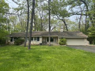 Foreclosed Home - 980 MELLODY RD, 60045