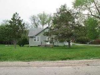 Foreclosed Home - 39149 N Deep Lake Rd, 60046