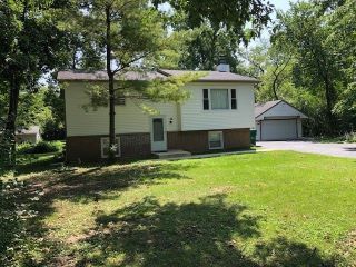 Foreclosed Home - 37071 N CAPILLO AVE, 60046
