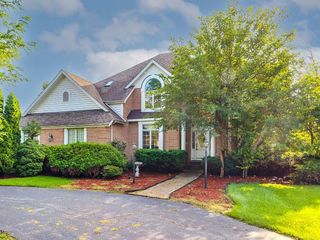 Foreclosed Home - 21575 N STONEYBROOK CT, 60047
