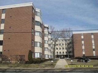 Foreclosed Home - 5500 LINCOLN AVE UNIT 500W, 60053