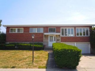Foreclosed Home - 7813 CHURCHILL ST, 60053