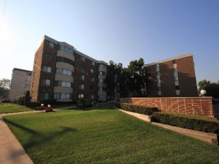 Foreclosed Home - 5500 LINCOLN AVE UNIT 419, 60053