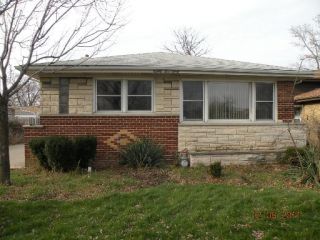 Foreclosed Home - 8530 FRONTAGE RD, 60053