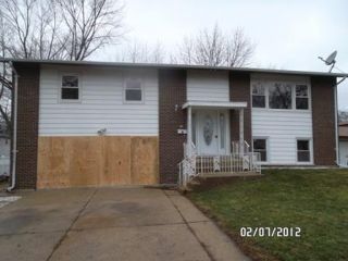 Foreclosed Home - 1424 S REDWOOD DR, 60056