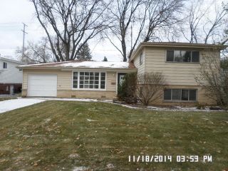 Foreclosed Home - 1300 W Busse Ave, 60056