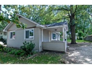 Foreclosed Home - 305 S LAKESHORE DR, 60060