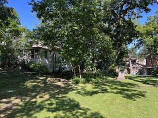 Foreclosed Home - 26300 N MAPLE AVE, 60060