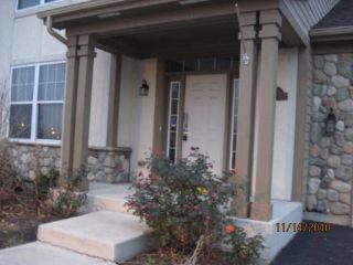 Foreclosed Home - 1529 N OAKMONT DR, 60061