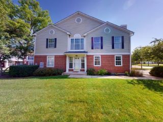 Foreclosed Home - 799 GROSSE POINTE CIR, 60061