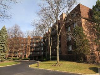 Foreclosed Home - 1125 LAKE COOK RD APT 408, 60062