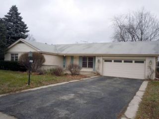 Foreclosed Home - 1037 LANDWEHR RD, 60062