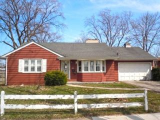 Foreclosed Home - 1021 GLENN DR, 60064