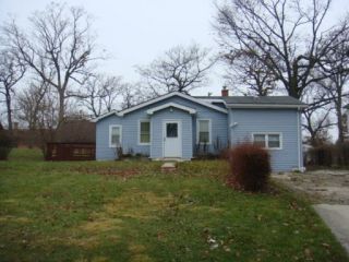 Foreclosed Home - 2016 PROSPECT AVE, 60064