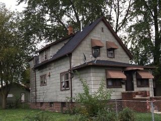 Foreclosed Home - 1321 LINCOLN ST, 60064