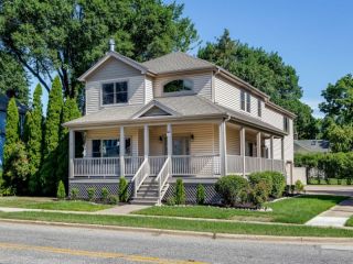Foreclosed Home - 334 W PALATINE RD, 60067
