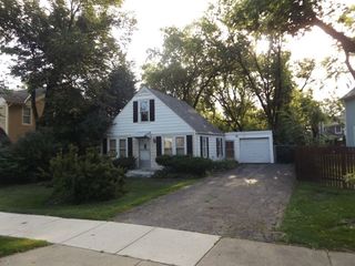 Foreclosed Home - 513 N SMITH ST, 60067