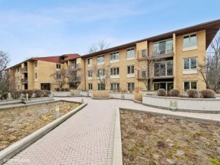 Foreclosed Home - 2500 W TALCOTT RD APT 208, 60068