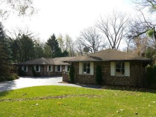 Foreclosed Home - 63 Lincolnshire Dr, 60069