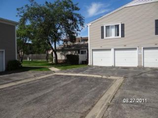 Foreclosed Home - 1082 COVE DR, 60070