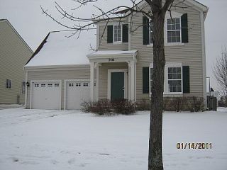 Foreclosed Home - 746 S WATERBURY DR, 60073