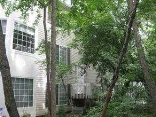 Foreclosed Home - 317 W TREEHOUSE LN, 60073