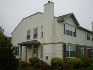 Foreclosed Home - 561 N RED DEER RD, 60073